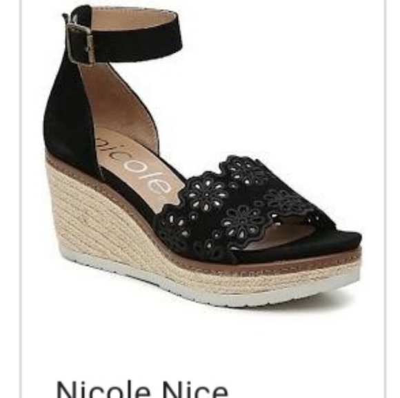 nicole wedges